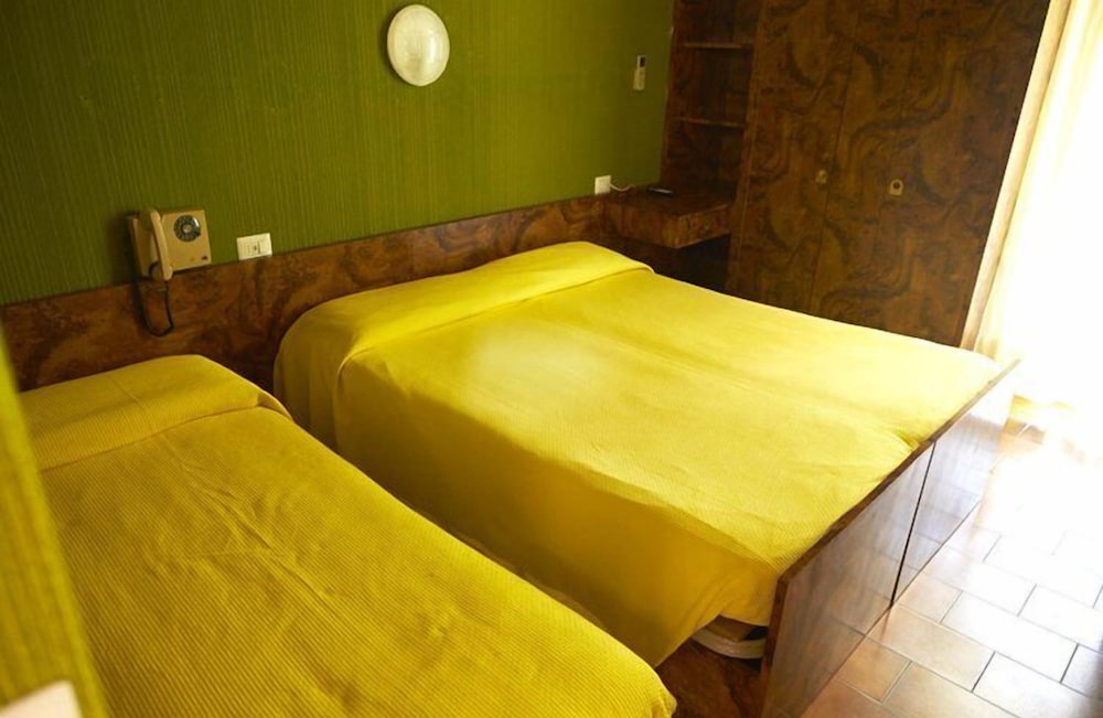 Standard Room photo 1