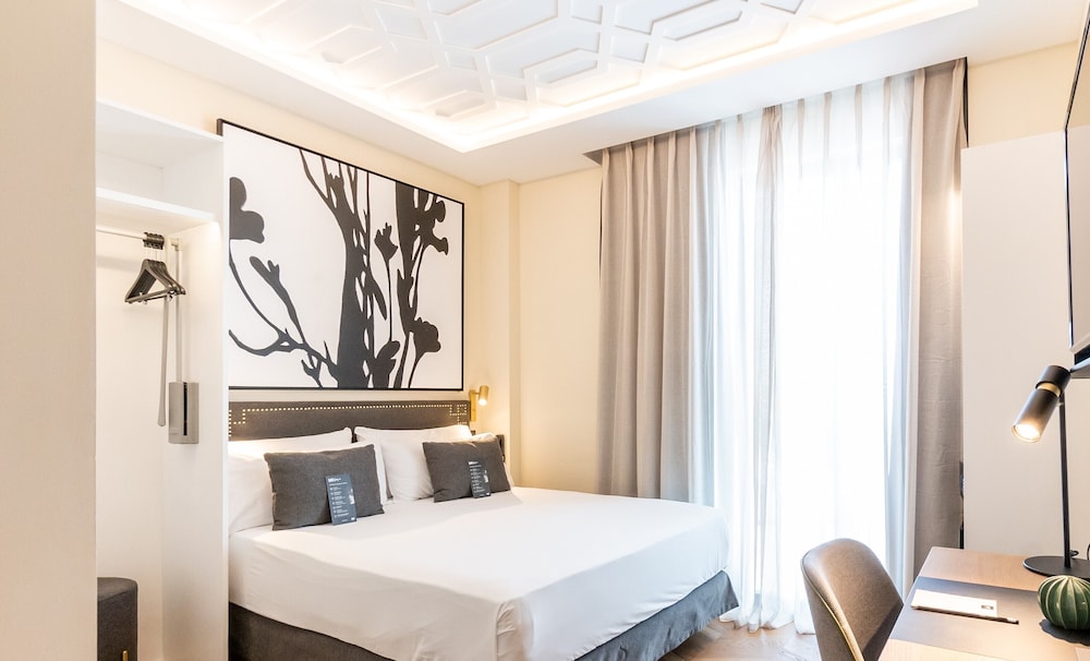Superior Double Room, Accessible - Photo 1