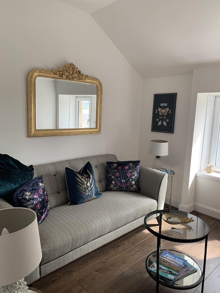 Double Or Twin Room, Ensuite, Sea View photo 2