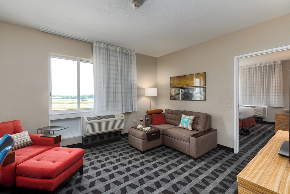 Suite, 1 Bedroom (Mobility Accessible, Roll-in Shower) photo 1