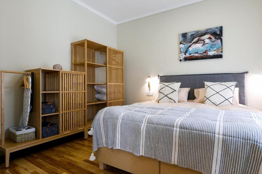 Apartment, Balcony