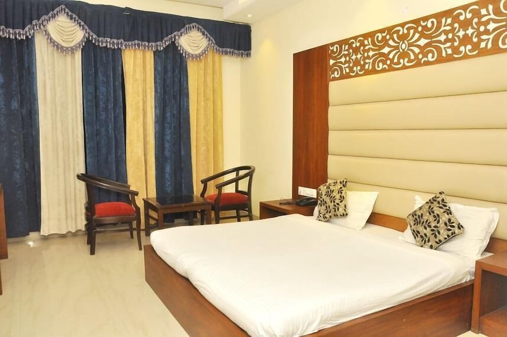 Deluxe Room, City View photo 1