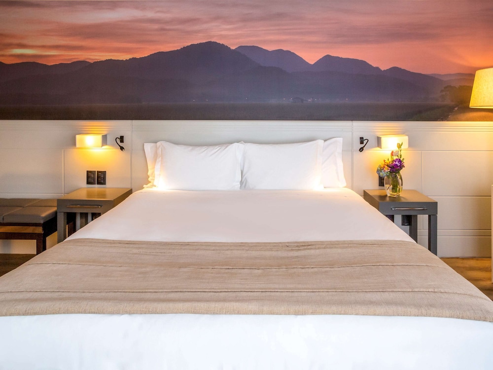 Superior Room, 1 King Bed - Photo 4