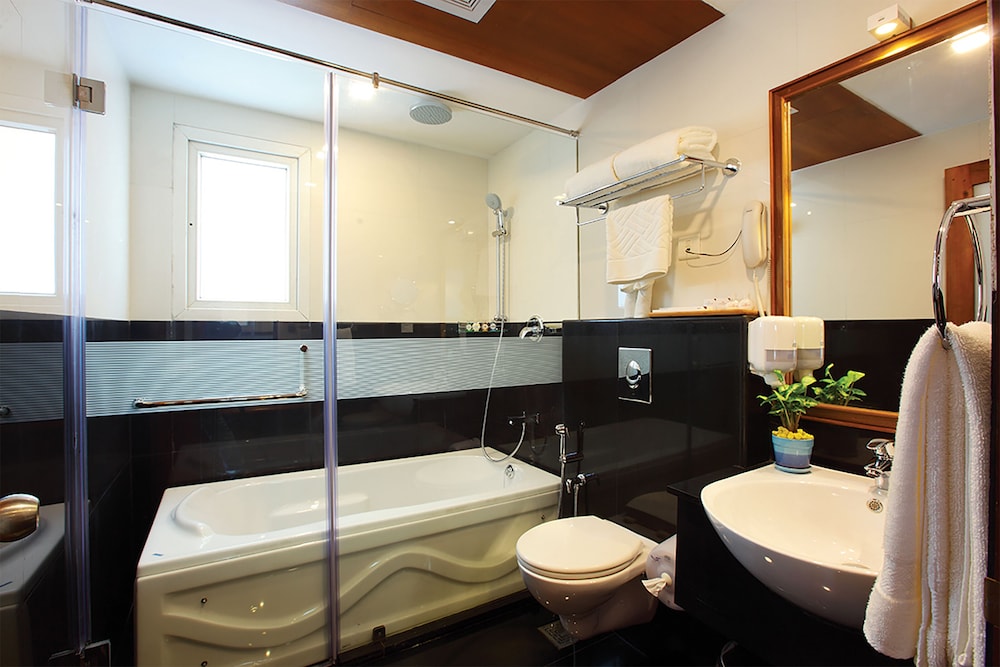 Luxury Suite photo 2