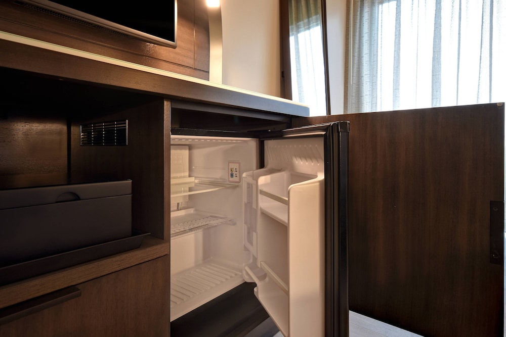 Room, 2 Queen Beds - Photo 7