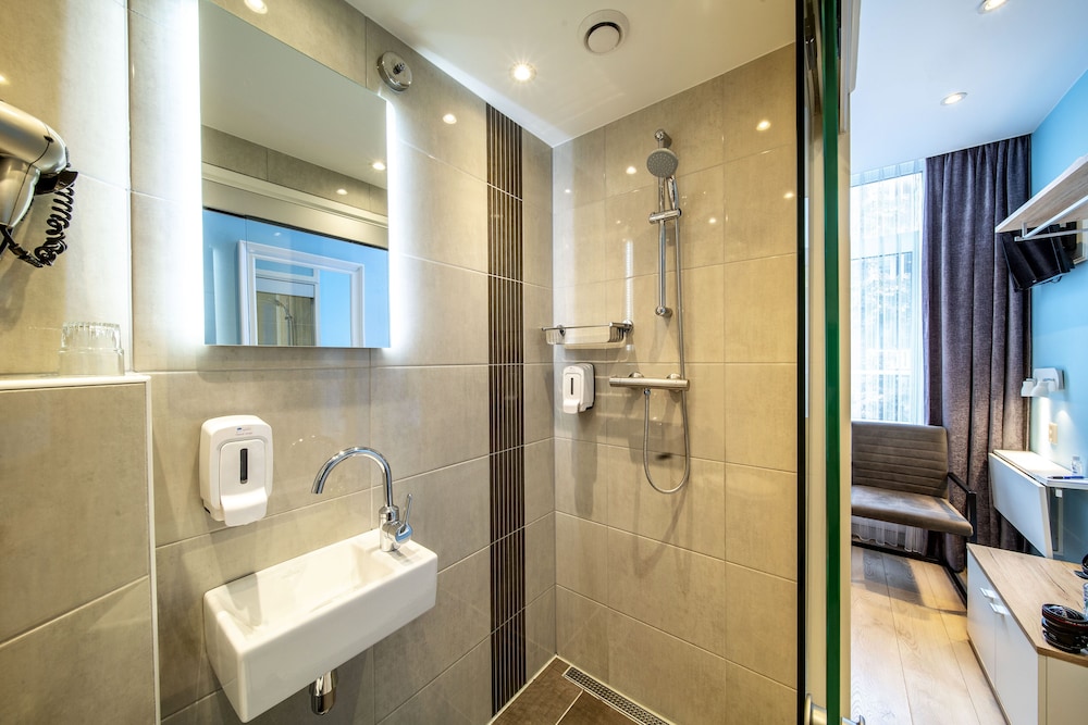 Standard Single Room, 1 Twin Bed, Non Smoking, Ensuite photo 2
