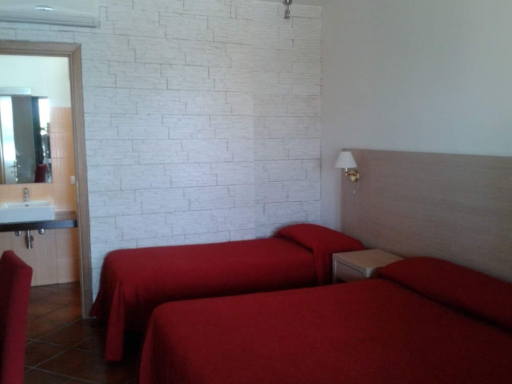 Economy Room photo 1
