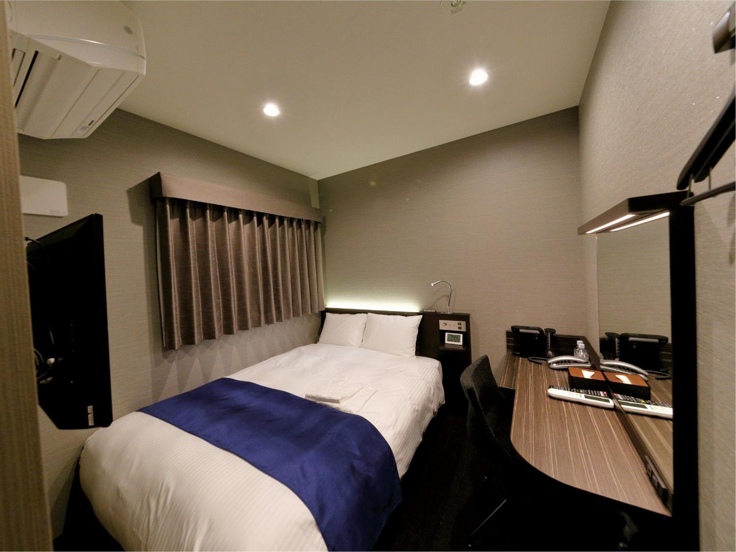 Economy Double Room - Non-Smoking photo 2