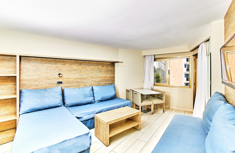 Apartment (Quintuple)