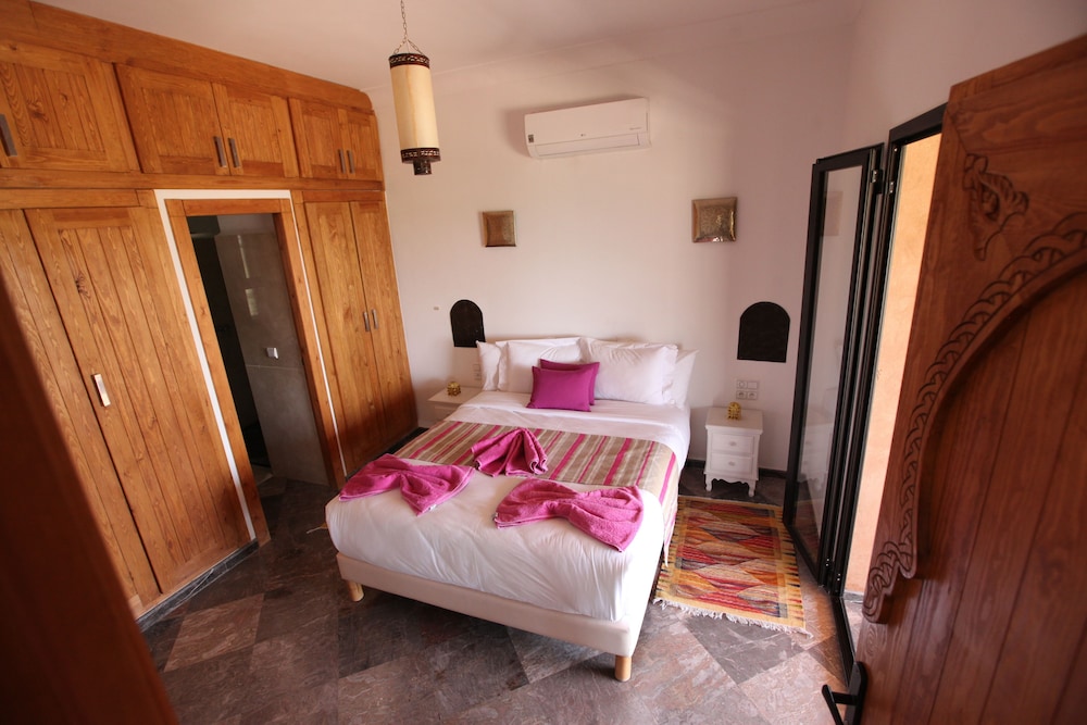 Luxury Villa, 1 Bedroom, Garden View