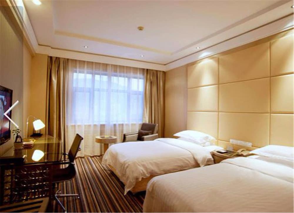 Deluxe Twin Room photo 2