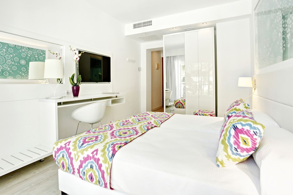 Double Room, Balcony, Partial Sea View