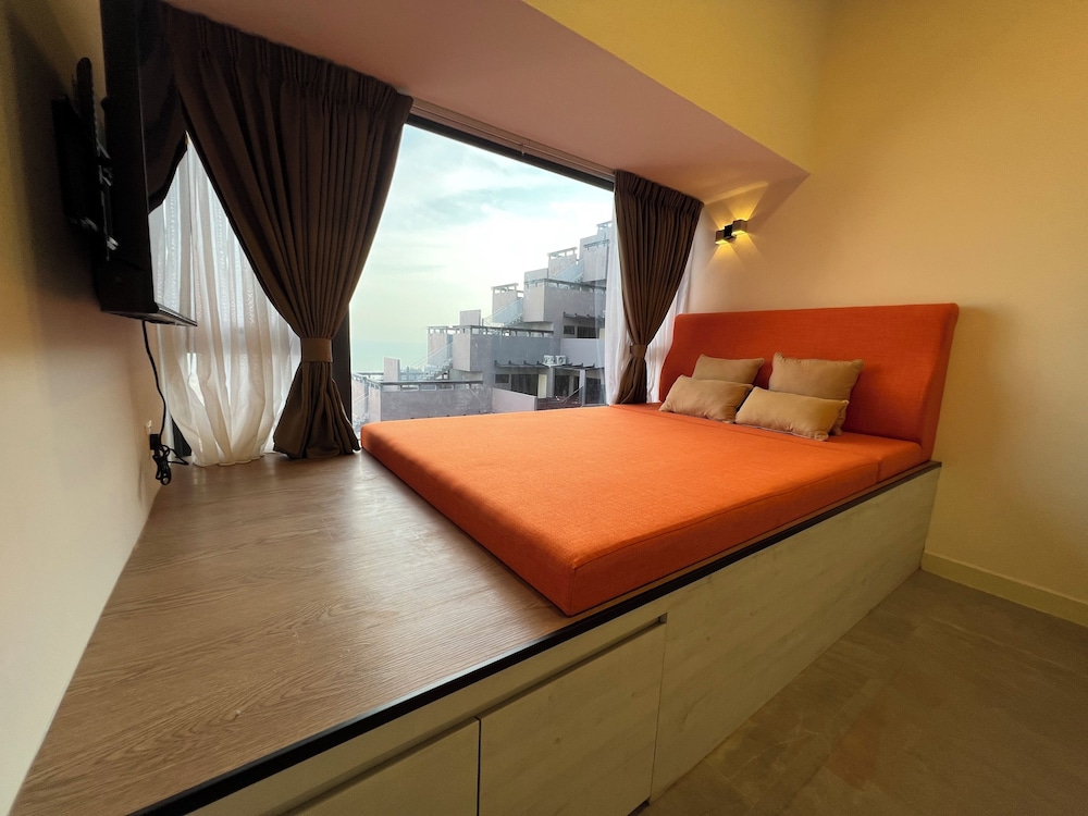 Premium Studio, 1 King Bed, Bathtub, Sea View