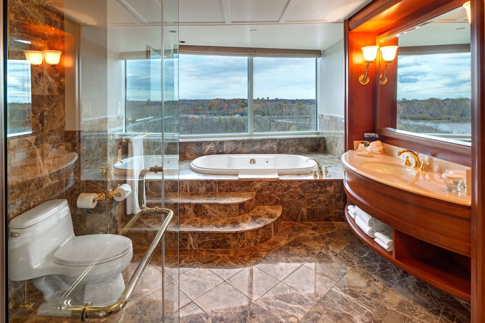 Suite photo 1