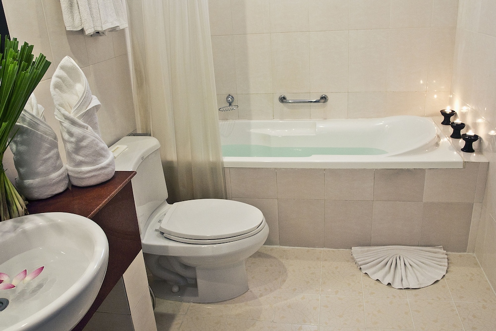 Family Suite - Photo 9