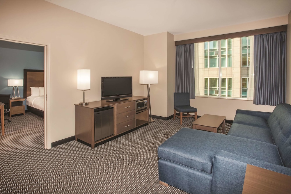 Suite, 1 Bedroom, Non Smoking - Photo 1