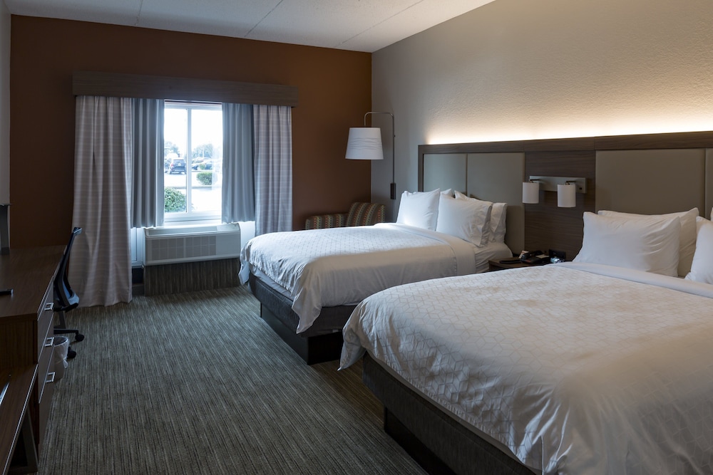 Standard Room, 1 King Bed, Accessible (Mobility) - Photo 1
