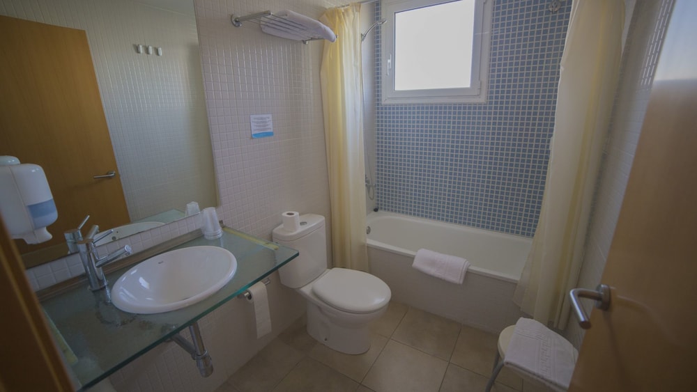 Double Room, 1 Double or 2 Twin Beds - Photo 18