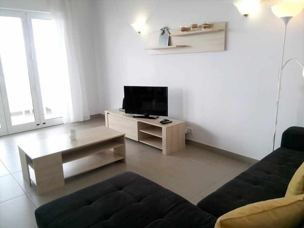 Apartment photo 1