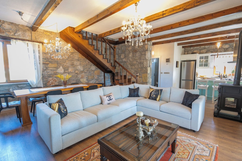 Design Villa photo 1
