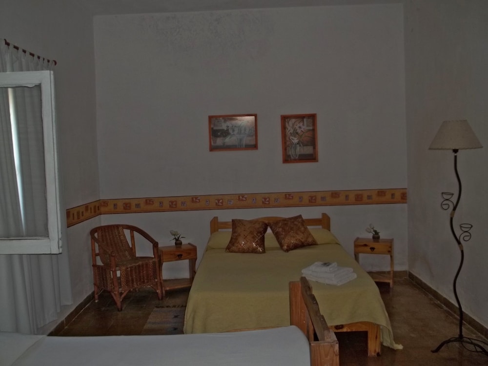 Standard Triple Room photo 2