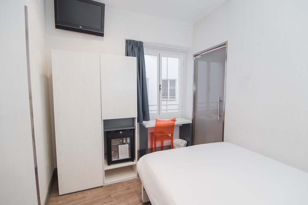 Basic Double Room - Photo 1