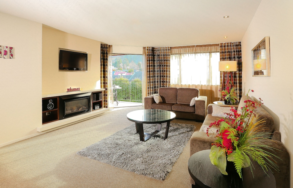 Two Bedroom Luxury Apartment