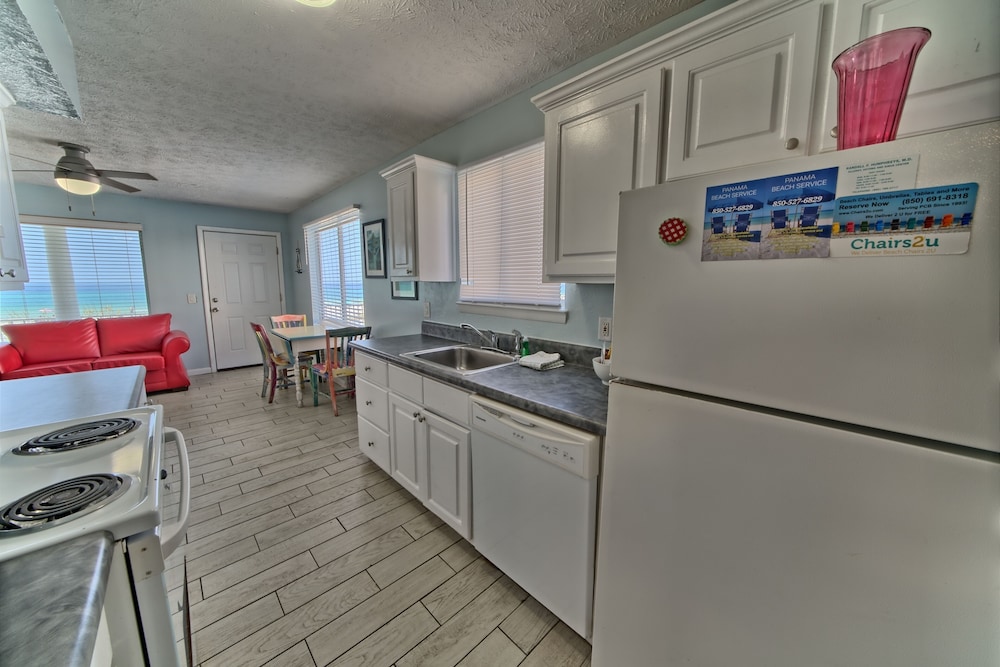 Villa, 1 Bedroom, Kitchen, Beachfront (Villa 12) photo 2