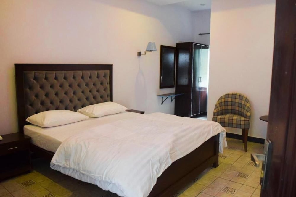 Deluxe Double Room - Photo 8