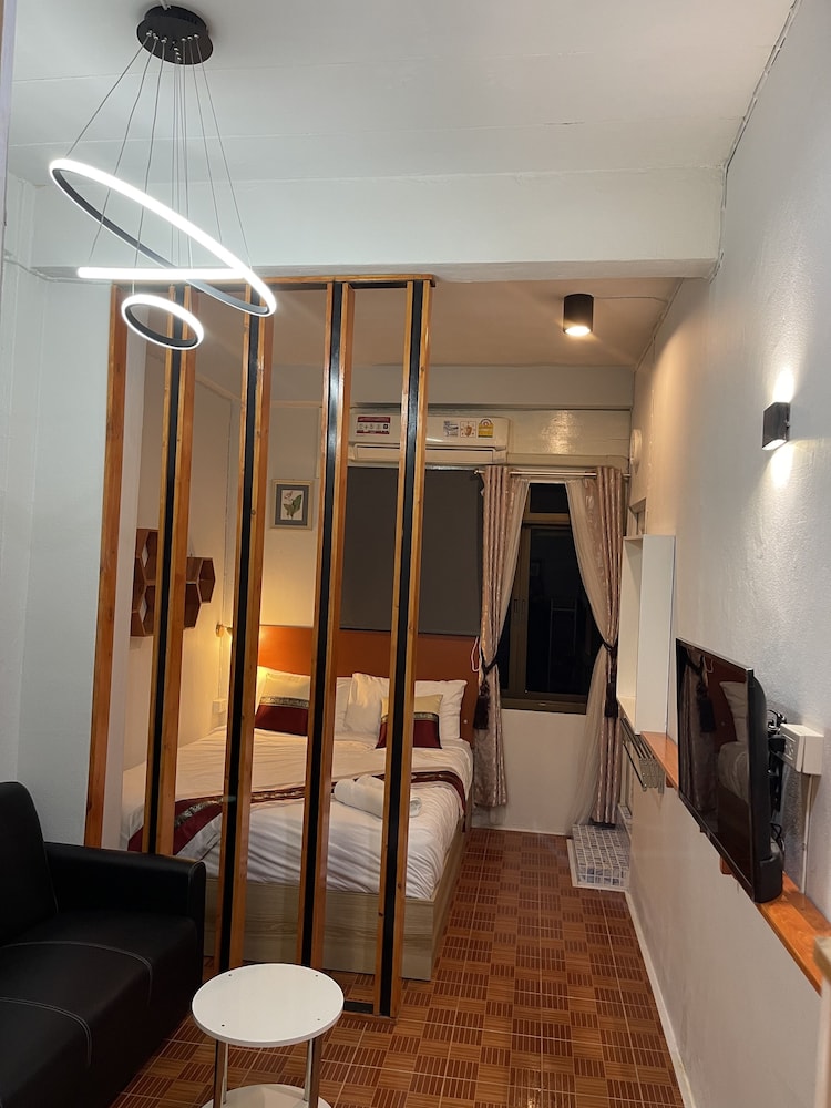 Acozy Suite 2 Pax With 1 Private Internal Bathroom photo 1