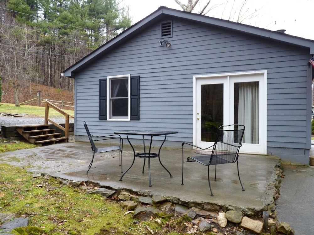 Family Cabin, Private Bathroom (Barnwood (one BR)) photo 3