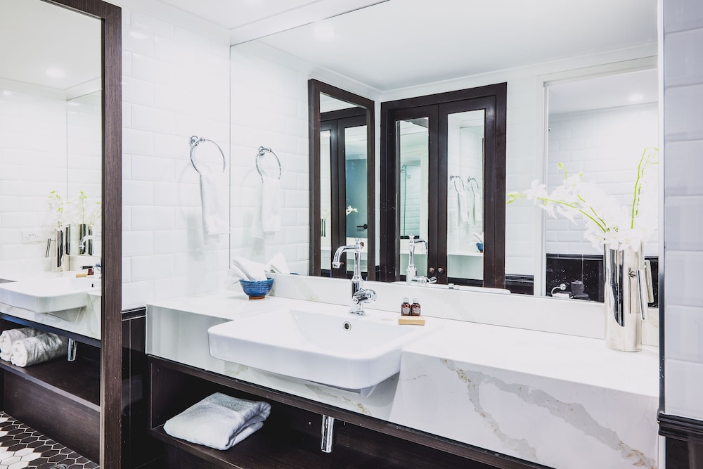 Junior Suite, River View - Photo 5