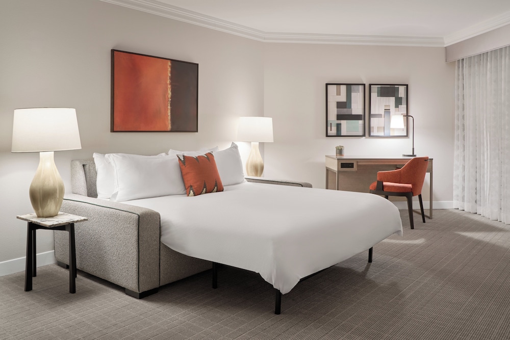 Suite, 1 King Bed, Hearing Accessible (Saguaro) - Photo 1
