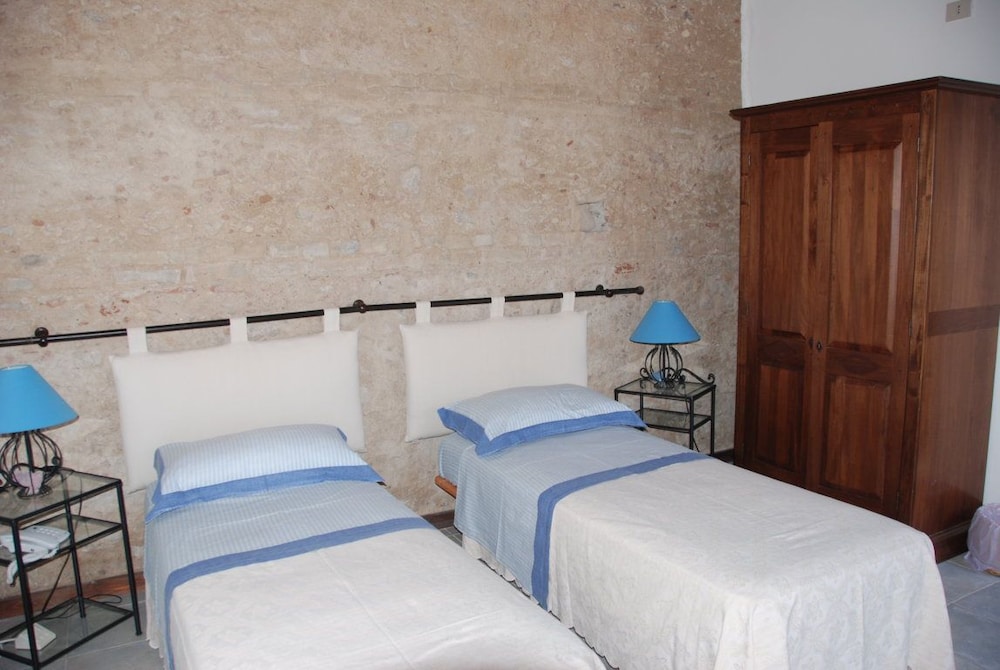 Twin Room, 2 Twin Beds photo 1