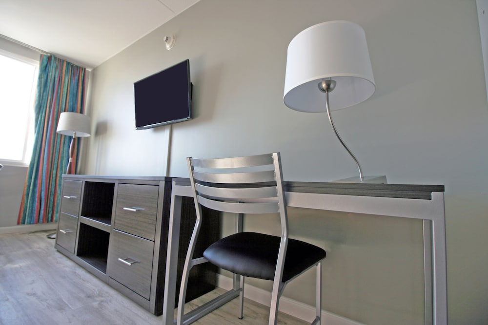 Two Room Suite - II photo 2