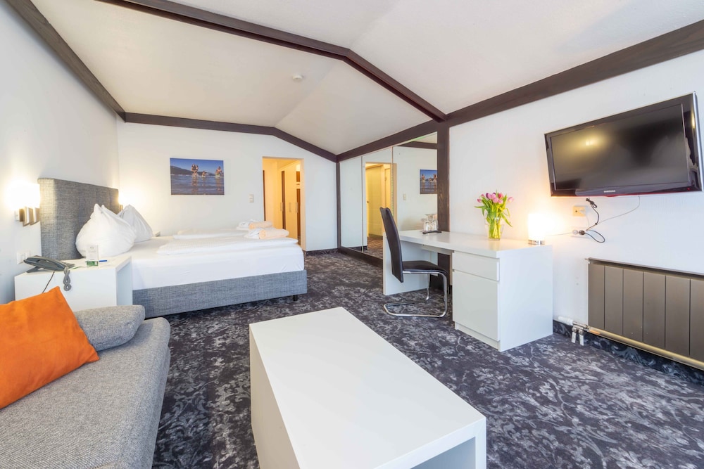 Deluxe Double Room, Non Smoking, Lakeside