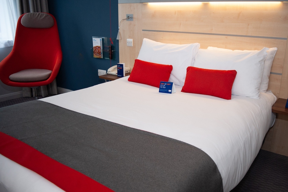 Standard Room (with Free Hot Breakfast) - Photo 3