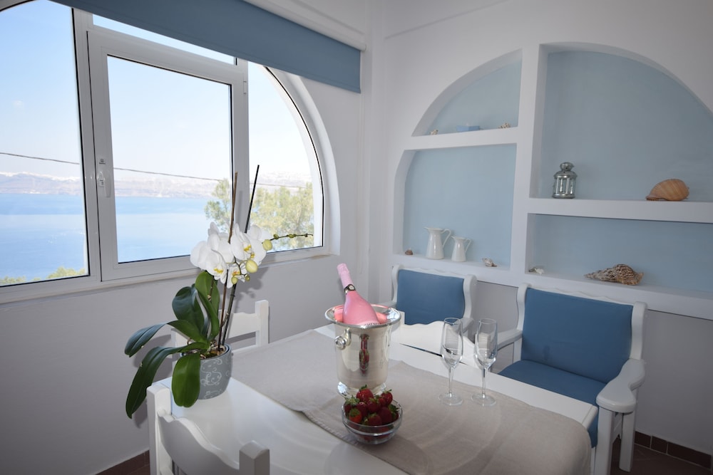 Traditional Apartment, 1 Bedroom (Caldera View) - Photo 8