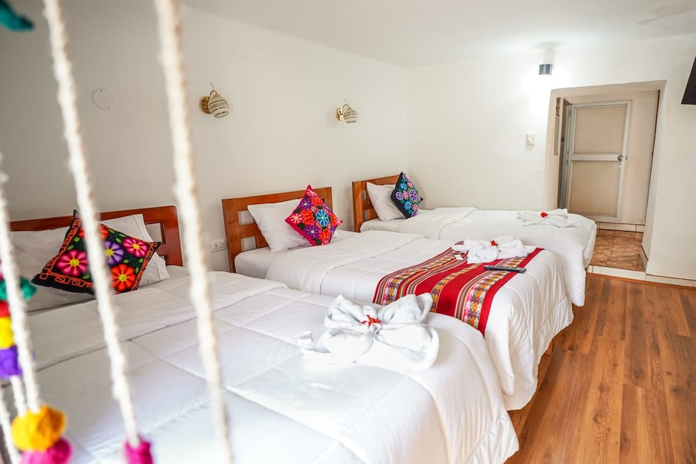 Standard Triple Room, City View