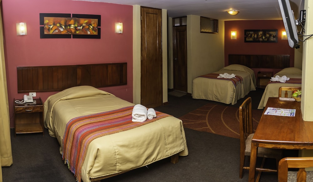 Business Quadruple Room photo 1