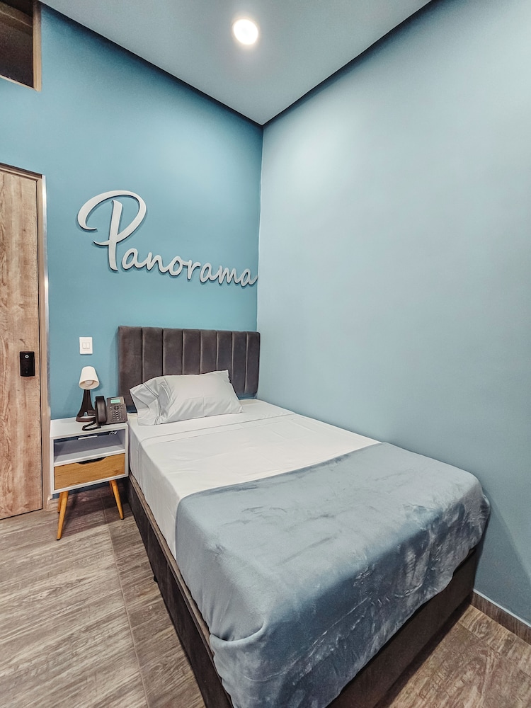 Basic Room, River View