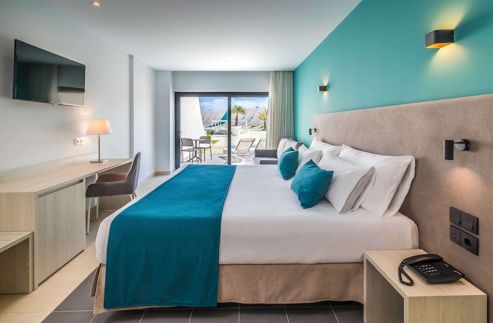 Double Room, Pool Access - Photo 1