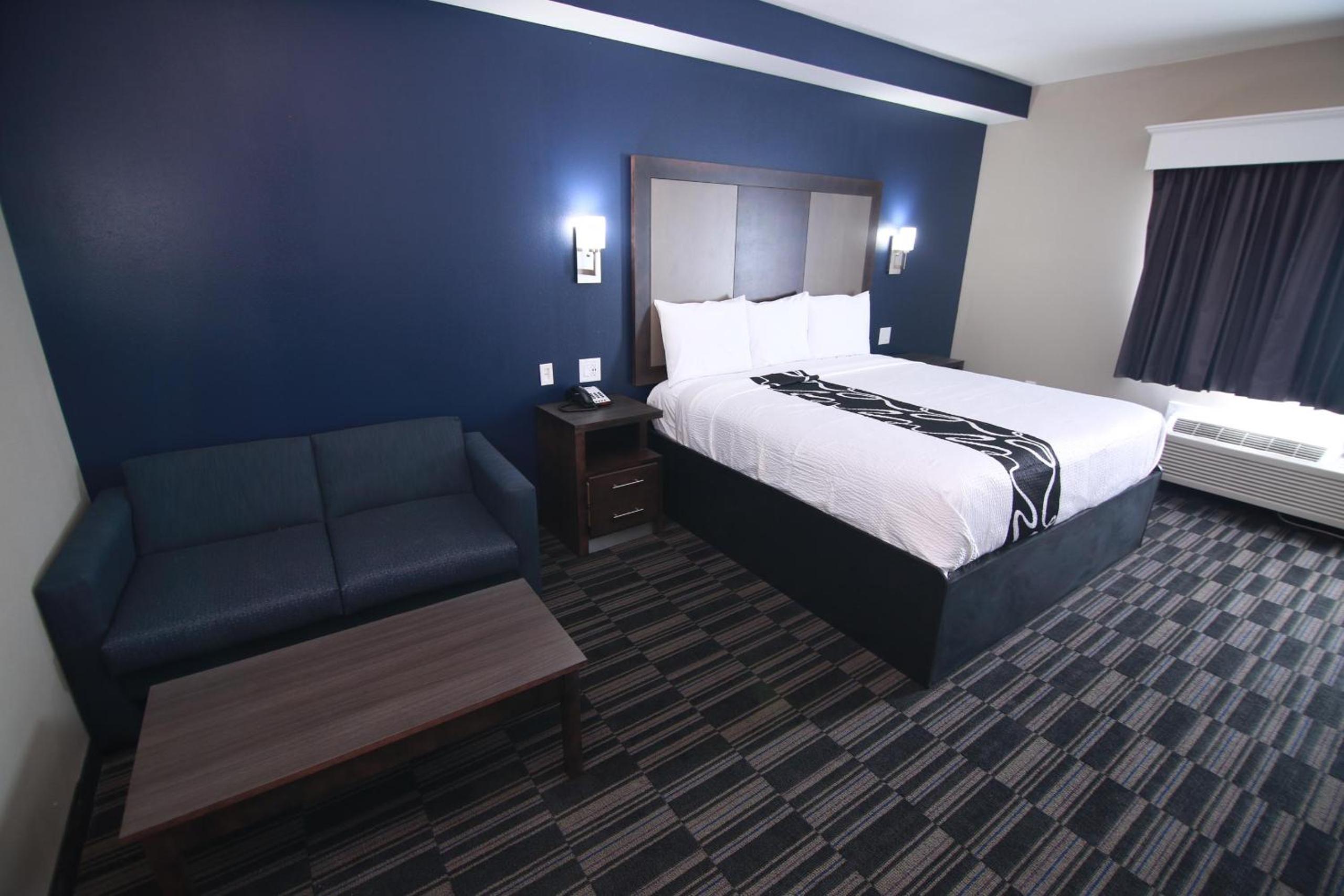 Standard Suite photo 1