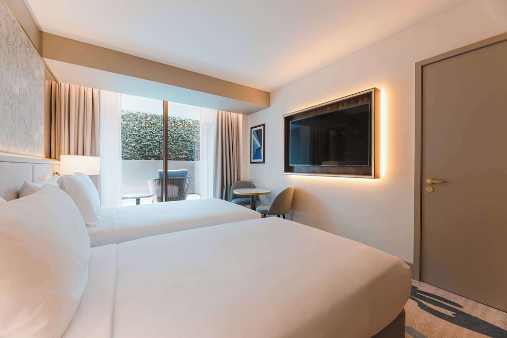 Room, 2 Twin Beds, Patio - Photo 1
