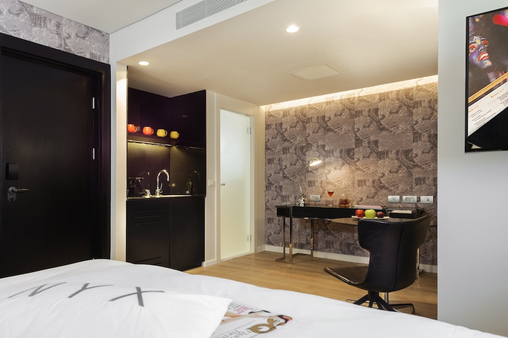 Club Double Room photo 1