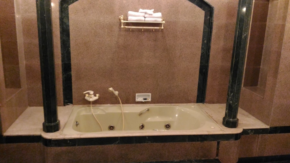 Palace Suite photo 3