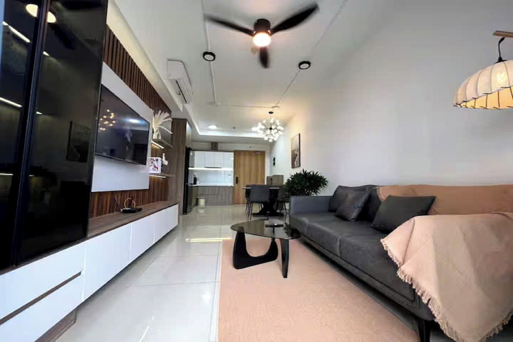 Presidential Room, 2 Bedrooms, Club Lounge Access, City View