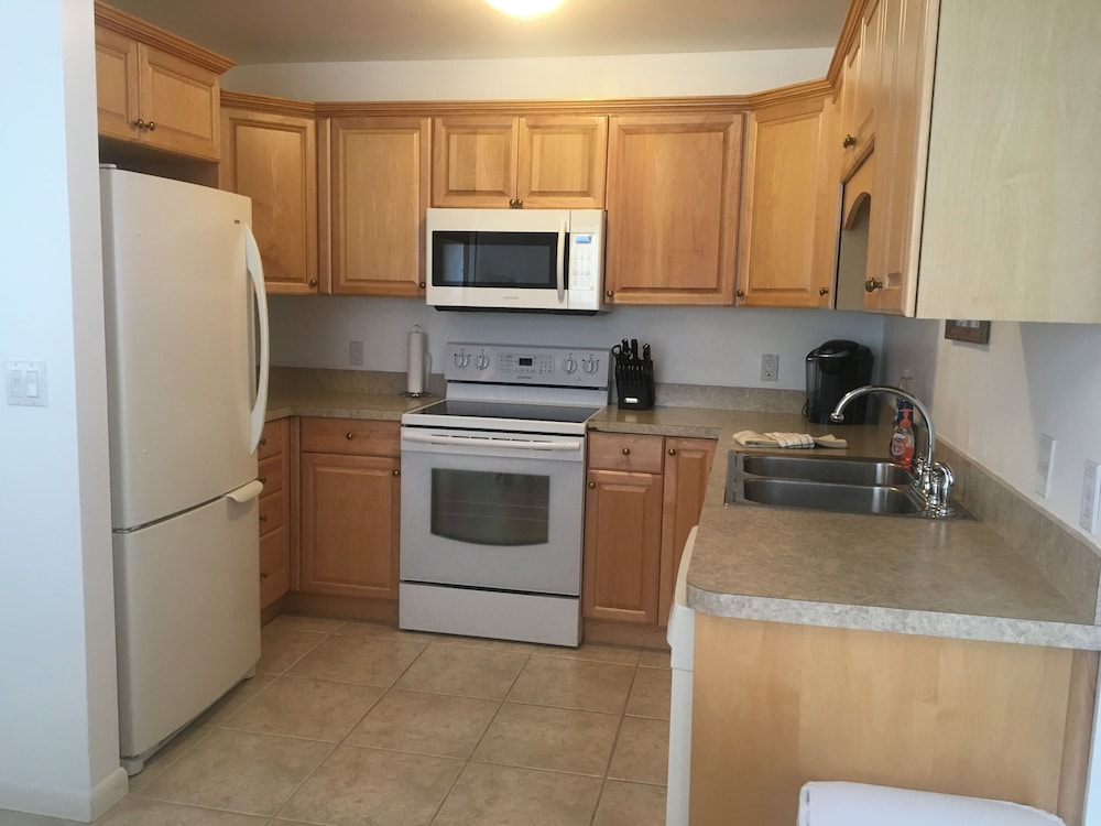 Hercules 2 Bedroom 2 Bath photo 2
