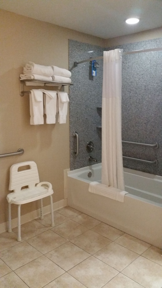 Suite, Multiple Beds, Accessible, Non Smoking - Photo 6