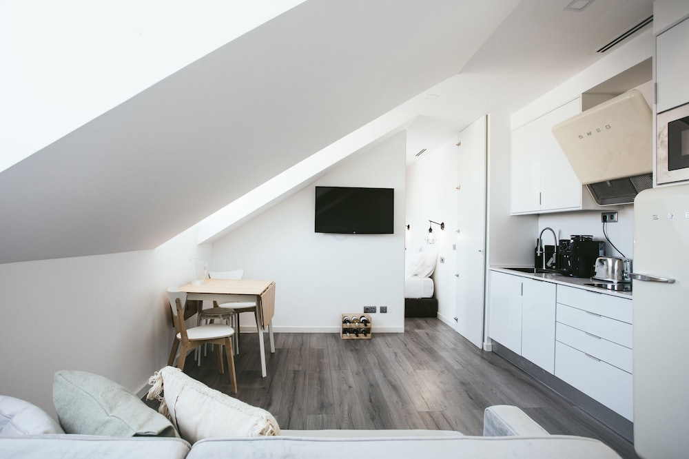 Panoramic Loft, 1 Bedroom, Pool Access